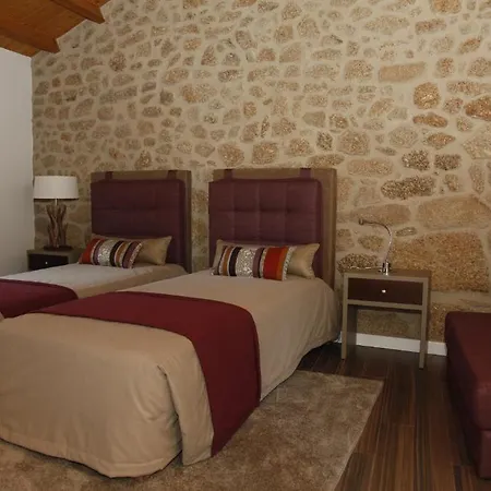 Gasthaus Casas Do Regato Castelo Branco  Zimmer foto