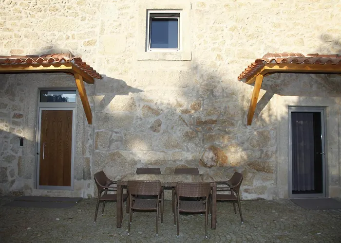 Casas Do Regato